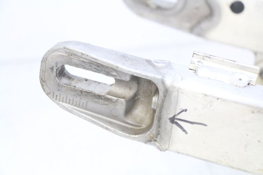 photo de SCHOMMELARM HONDA CR 80 (2001 - 2003) - Kenmerkende details