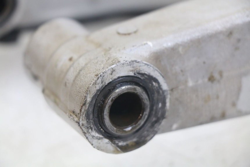 photo de SCHOMMELARM HONDA CR 80 (2001 - 2003) - Andere kijkhoek