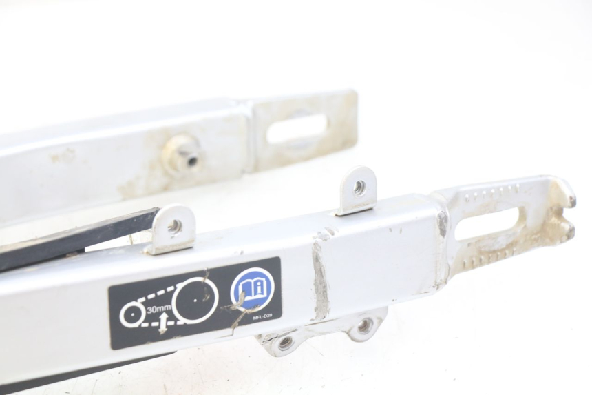 photo de SCHOMMELARM HONDA CRF CR-F 125 (2022 - 2023) - Kenmerkende details