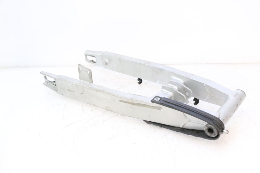 photo de SCHOMMELARM HM HONDA CRM DERAPAGE RR 50 (2006 - 2017) - Kenmerkende details