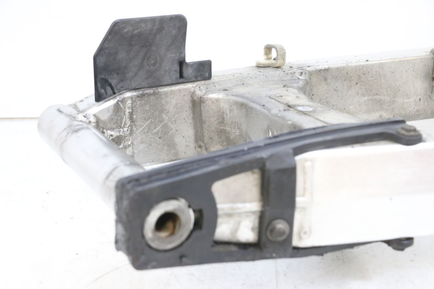 photo de SCHOMMELARM SUZUKI DL V STROM 1000 (2002 - 2007) - Alternatieve hoek