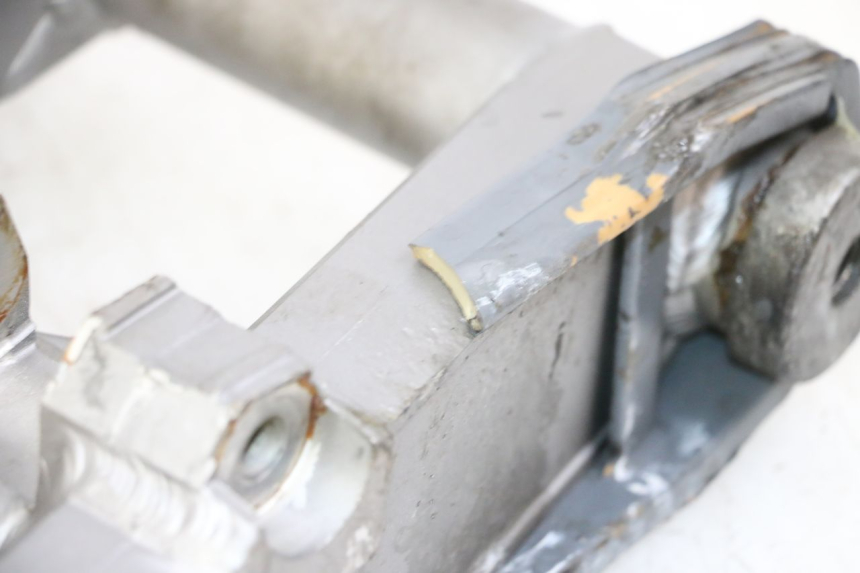 photo de SCHOMMELARM YAMAHA FJ 36Y 1100 (1984 - 1985) - Zoom op gebruiksstaat