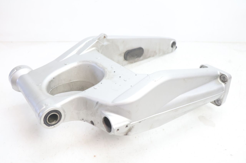 photo de SCHOMMELARM YAMAHA FJR 1300 (2001 - 2005) - Hoofdaanzicht