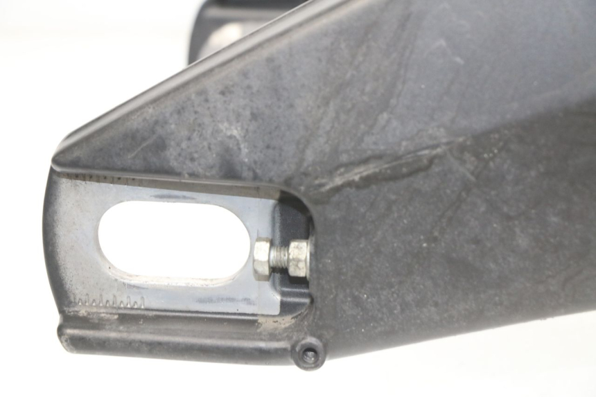 photo de SCHOMMELARM YAMAHA FZ8 800 (2010 - 2016) - Andere kijkhoek