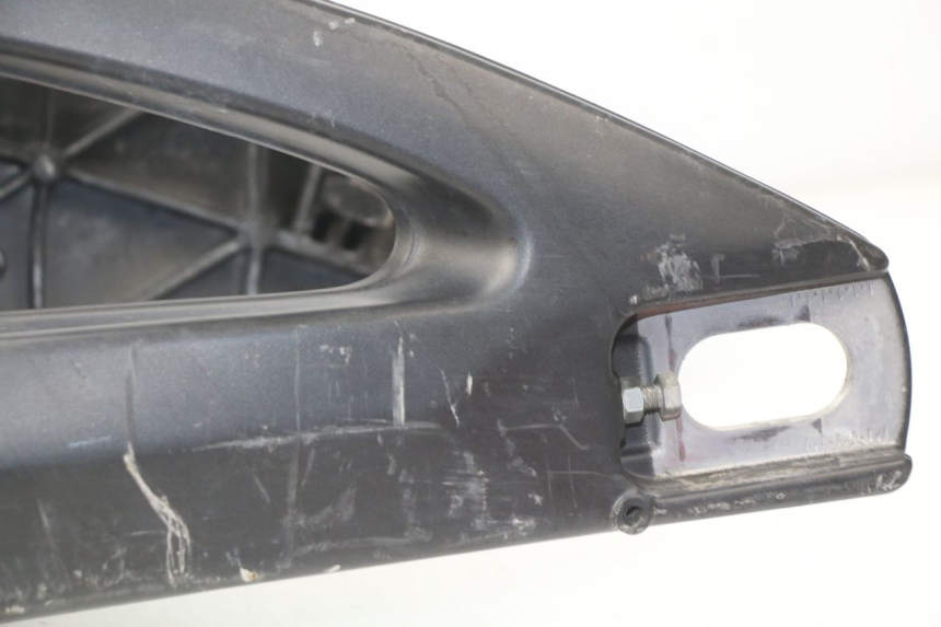 photo de SCHOMMELARM YAMAHA FZ8 800 (2010 - 2016) - Markeringen en referenties