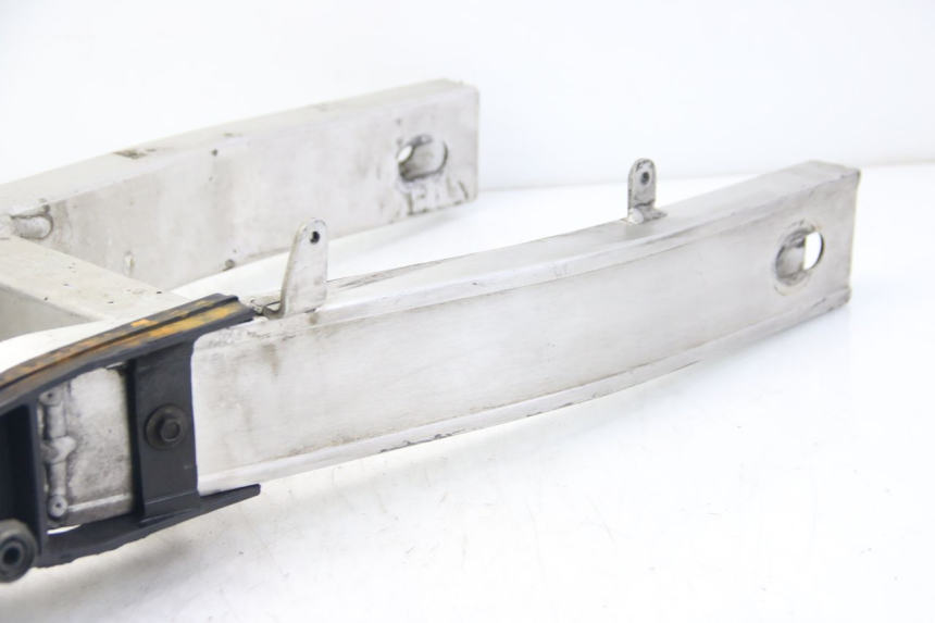 photo de SCHOMMELARM YAMAHA FZS FAZER 600 (2001 - 2003) - Technische close-up