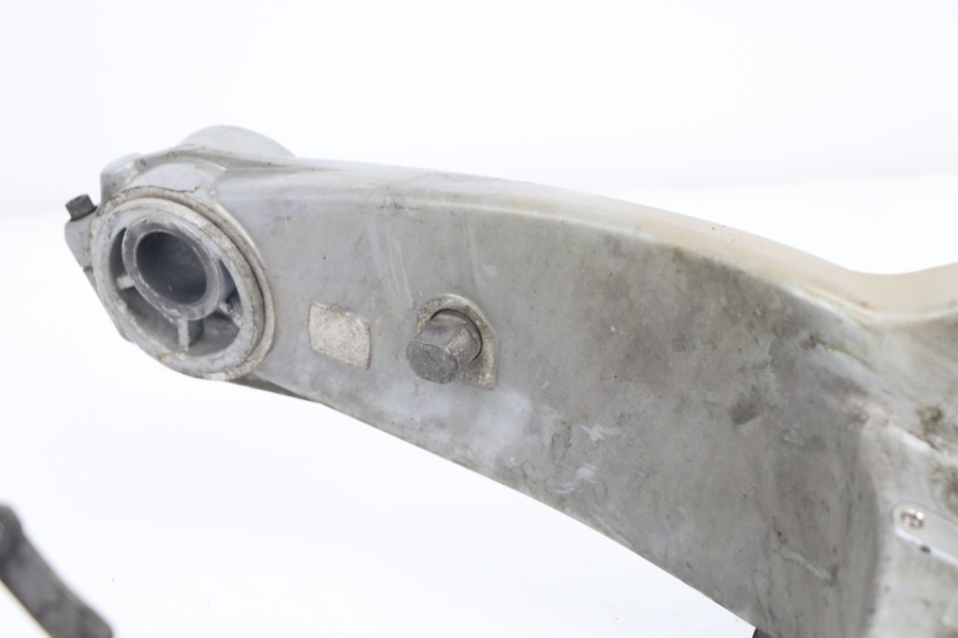 photo de SCHOMMELARM GILERA GP 800 (2007 - 2013) - Zoom op gebruiksstaat