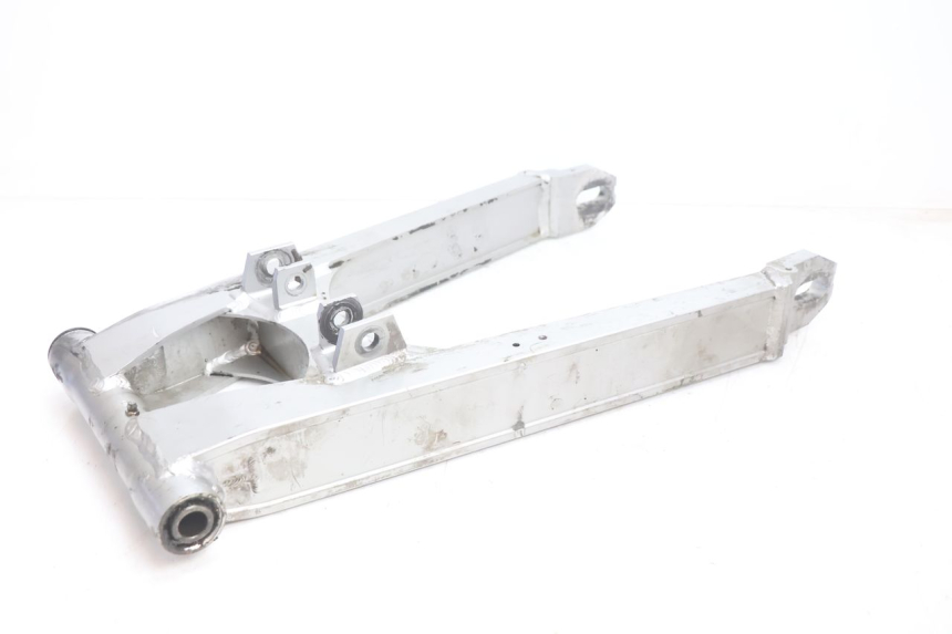 photo de SCHOMMELARM KAWASAKI GPX F ZX750F 750 (1986 - 1990) - Hoofdaanzicht