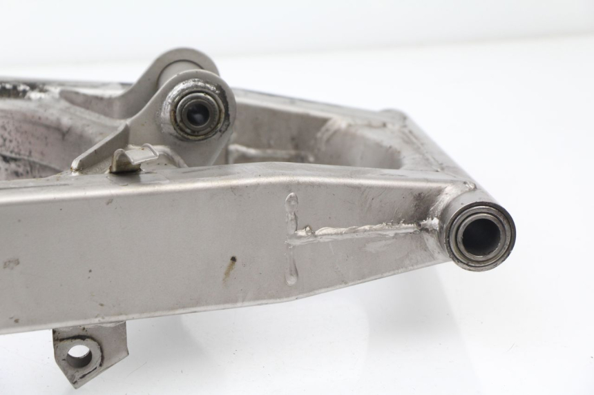 photo de SCHOMMELARM SUZUKI GSF N BANDIT 600 (2000 - 2004) - Andere kijkhoek