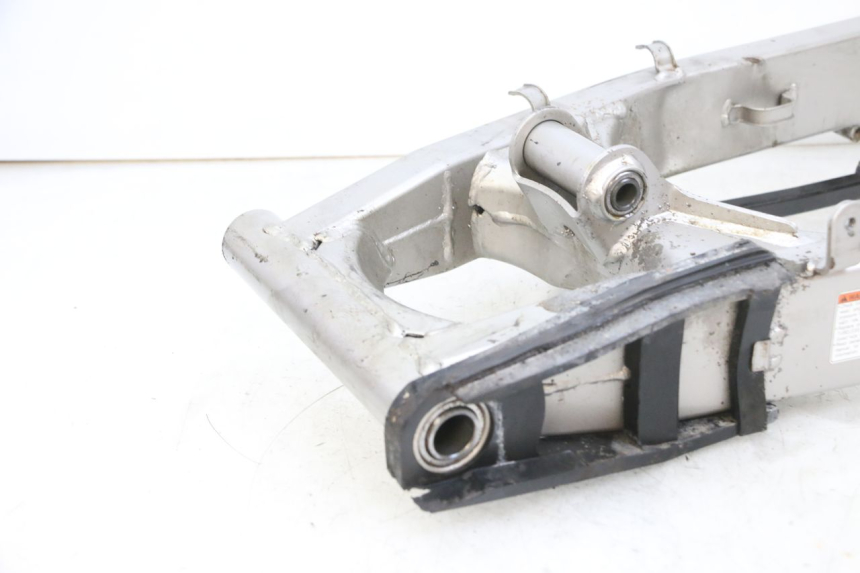 photo de SCHOMMELARM SUZUKI GSF N BANDIT 600 (1996 - 1999) - Zoom op componenten