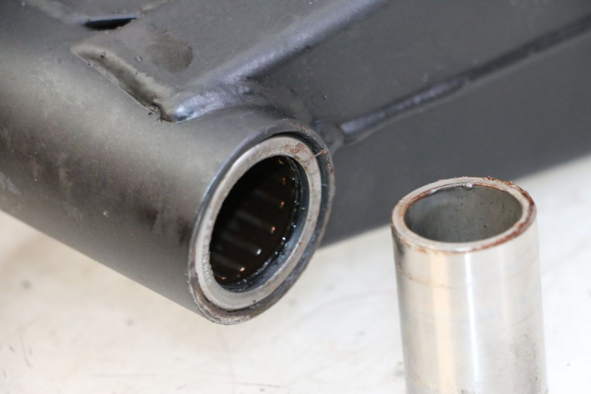 photo de SCHOMMELARM SUZUKI GSR 750 (2011 - 2017) - Technische close-up