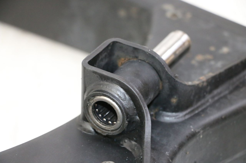 photo de SCHOMMELARM SUZUKI GSR 750 (2011 - 2017) - Bevestigingspunten