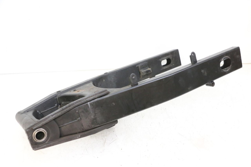 photo de SCHOMMELARM SUZUKI GSR 750 (2011 - 2017) - Gecontroleerd onderdeel