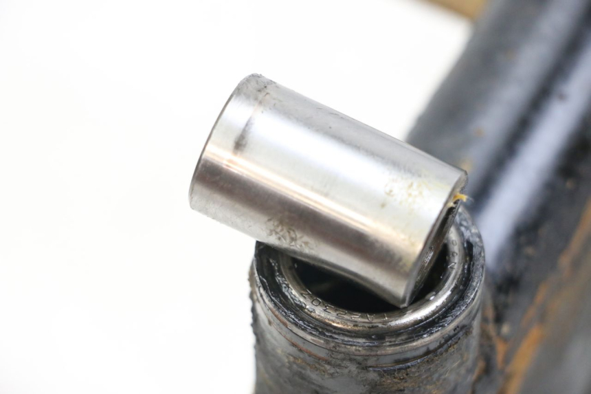 photo de SCHOMMELARM SUZUKI GSX E 250 (1982 - 1983) - Zoom op gebruiksstaat