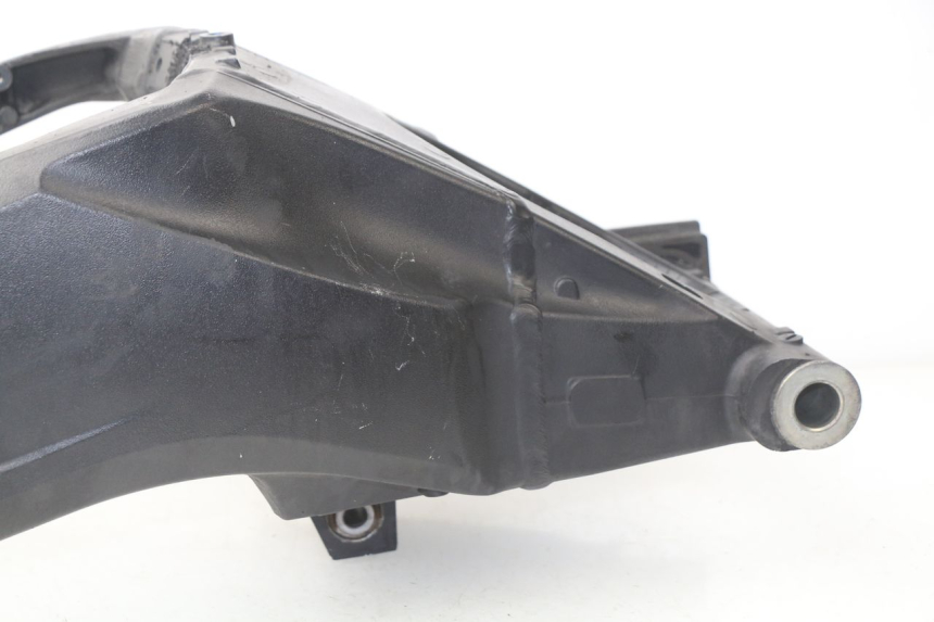 photo de SCHOMMELARM SUZUKI GSX-R GSXR 750 (2011 - 2016) - Zoom op componenten