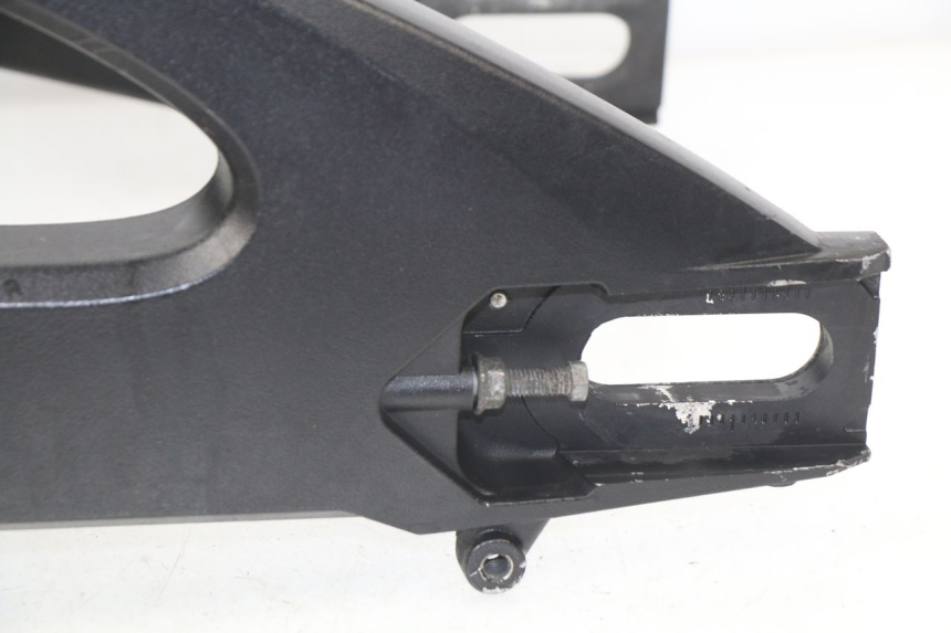 photo de SCHOMMELARM SUZUKI GSX-R GSXR 750 (2011 - 2016) - Gecontroleerd onderdeel