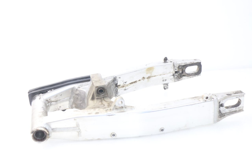 photo de SCHOMMELARM SUZUKI GSX-R GSXR 600 (2001 - 2003) - Bevestigingspunten