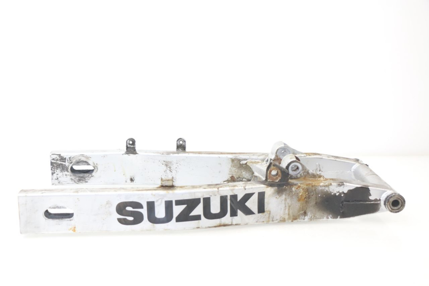 photo de SCHOMMELARM SUZUKI GSXF GSX F 600 (1988 - 1997) - Hoofdaanzicht