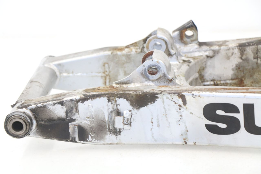 photo de SCHOMMELARM SUZUKI GSXF GSX F 600 (1988 - 1997) - Technische close-up