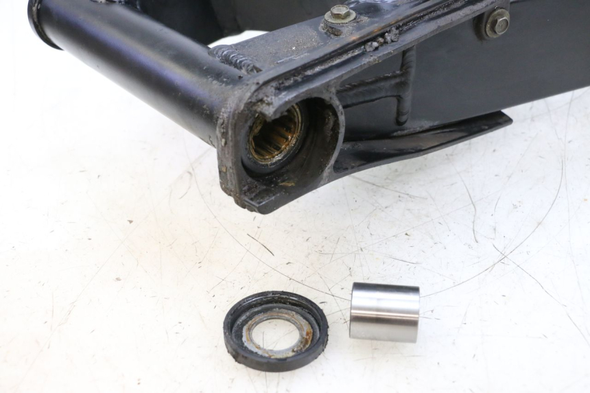 photo de SCHOMMELARM SUZUKI GSXR GSX-R 1000 (2003 - 2004) - Zoom op gebruiksstaat