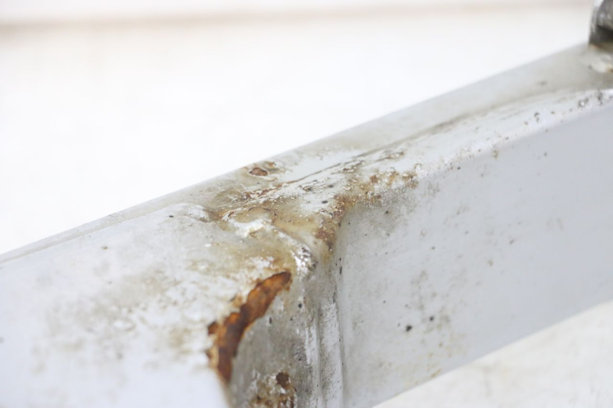 photo de SCHOMMELARM HONDA CBR F 1000 (1993 - 1996) - Staat van het oppervlak