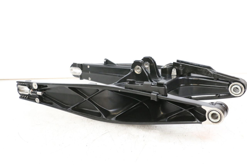 photo de SCHOMMELARM HUSQVARNA SVARTPILEN 401 (2018 - 2023) - Hoofdaanzicht