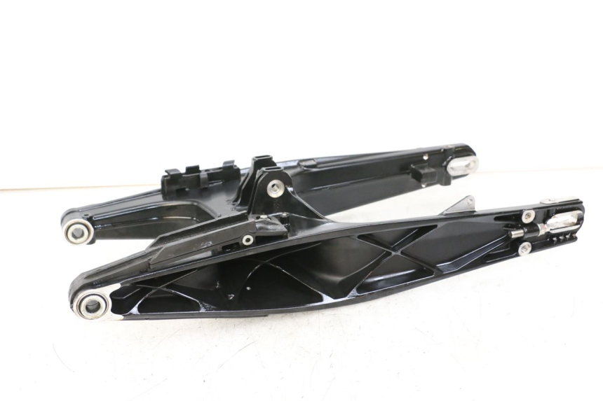 photo de SCHOMMELARM HUSQVARNA SVARTPILEN 401 (2018 - 2023) - Productaanzicht