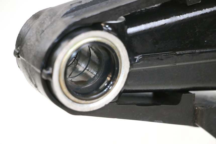 photo de SCHOMMELARM HUSQVARNA SVARTPILEN 401 (2018 - 2023) - Zoom op gebruiksstaat