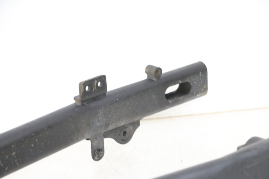 photo de SCHOMMELARM KEEWAY K-LIGHT KLIGHT 125 (2018 - 2025) - Bevestigingspunten