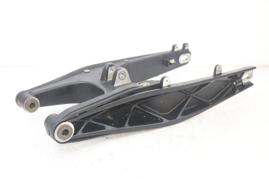 photo de SCHOMMELARM MASAI SCRAMBLER SPORT 125 (2021 - 2025) - Zoom op gebruiksstaat