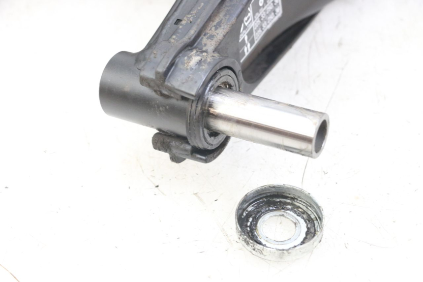 photo de SCHOMMELARM YAMAHA MT-07 MT07 ABS 700 (2014 - 2017) - Detail van het onderdeel