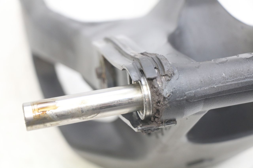 photo de SCHOMMELARM YAMAHA MT ABS 125 (2014 - 2018) - Technische close-up