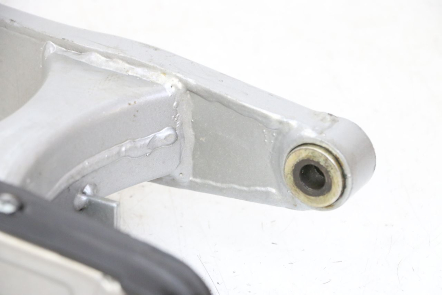 photo de SCHOMMELARM APOLLO RFZ 125 - Focus op structuur