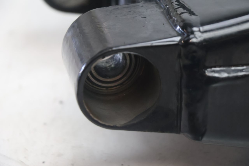 photo de SCHOMMELARM HARLEY DAVIDSON ROAD GLIDE FLTRXSE 1920 (2018 - 2022) - Kenmerkende details