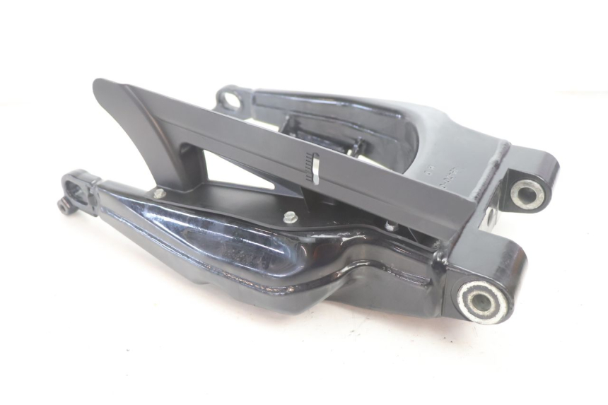 photo de SCHOMMELARM HARLEY DAVIDSON ROAD GLIDE FLTRXSE 1920 (2018 - 2022) - Technische close-up