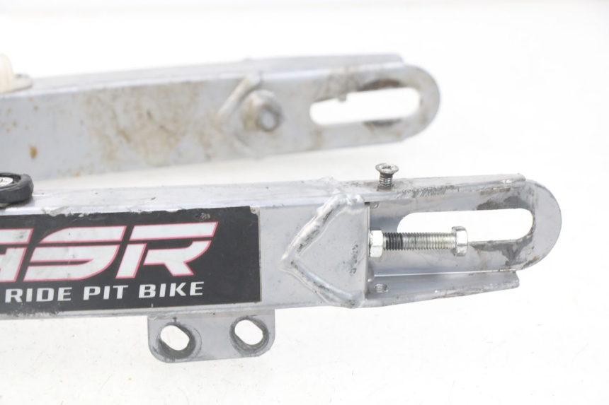 photo de SCHOMMELARM MINI MX ROOKIE 125 - Bevestigingspunten