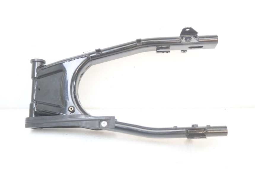 photo de SCHOMMELARM ROYAL ENFIELD CONTINENTAL GT 650 (2019 - 2024) - Bevestigingspunten