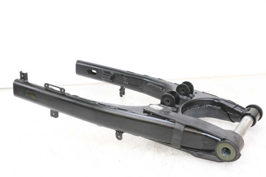 photo de SCHOMMELARM ROYAL ENFIELD SCRAM 411 (2022 - 2024) - Staat van het oppervlak