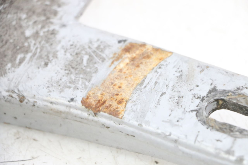 photo de SCHOMMELARM DERBI SENDA SM DRD 50 (2008 - 2013) - Detail van het onderdeel