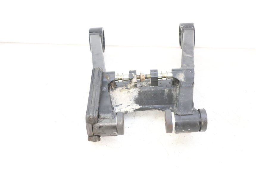 photo de SCHOMMELARM TRIUMPH SPRINT 900 (1995 - 1998) - Zoom op componenten