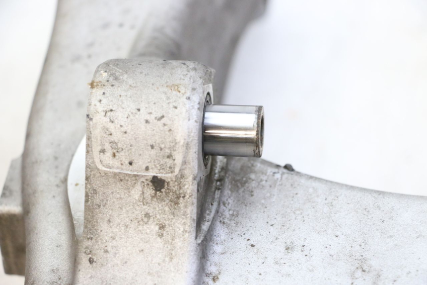 photo de SCHOMMELARM HONDA ST PAN EUROPEAN 1300 (2002 - 2013) - Andere kijkhoek