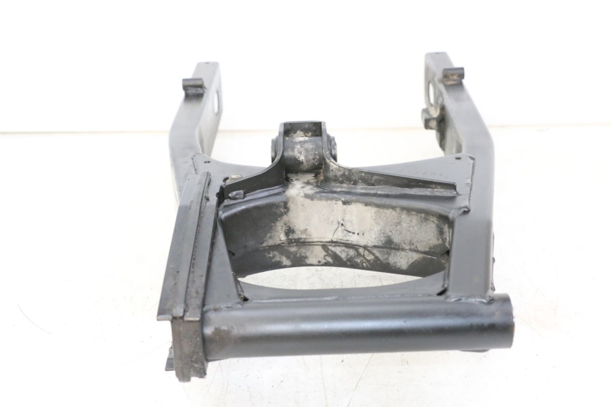 photo de SCHOMMELARM SUZUKI GSR 750 (2011 - 2017) - Gecontroleerd onderdeel