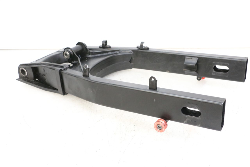 photo de SCHOMMELARM SUZUKI GSX F GSXF 650 (2007 - 2015) - Bevestigingspunten