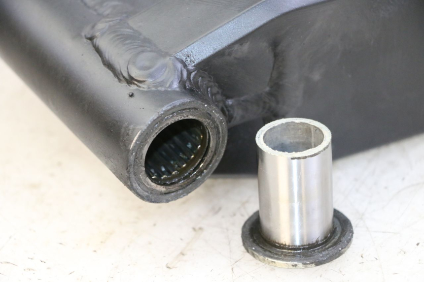 photo de SCHOMMELARM SUZUKI SV S 650 (2003 - 2009) - Andere kijkhoek