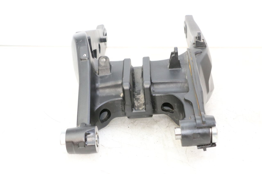 photo de SCHOMMELARM YAMAHA TRACER 7 700 (2020 - 2024) - Zoom op componenten