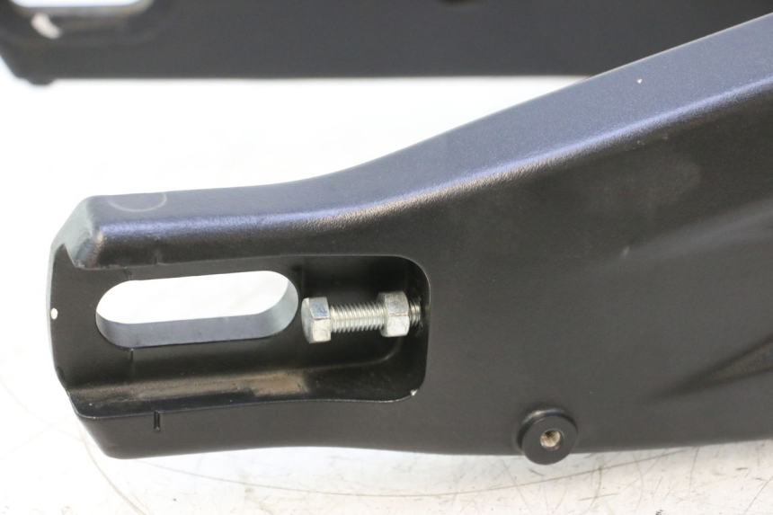 photo de SCHOMMELARM YAMAHA TRACER 7 700 (2020 - 2024) - Technische close-up