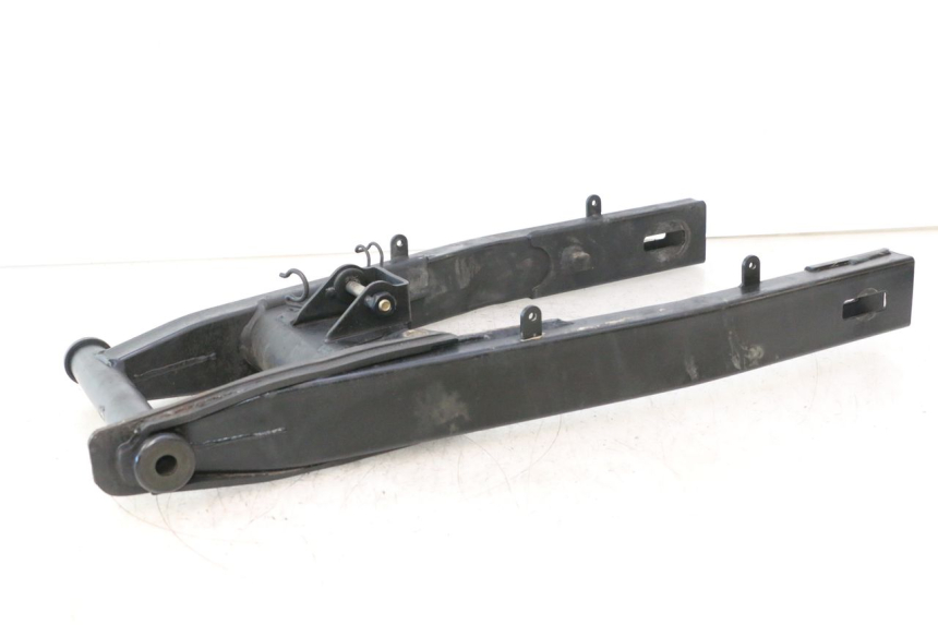 photo de SCHOMMELARM DAELIM VJ ROADWIN 125 (2004 - 2007) - Detail van het onderdeel