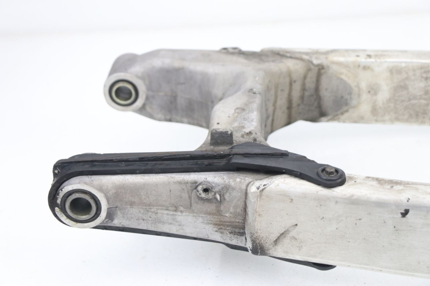 photo de SCHOMMELARM HONDA VTR F FIRESTORM 1000 (1997 - 2001) - Technische close-up