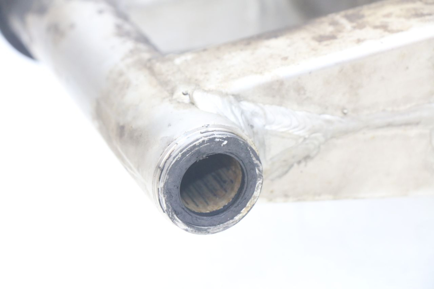 photo de SCHOMMELARM SUZUKI XF FREEWIND 650 (1997 - 2003) - Detail van het onderdeel