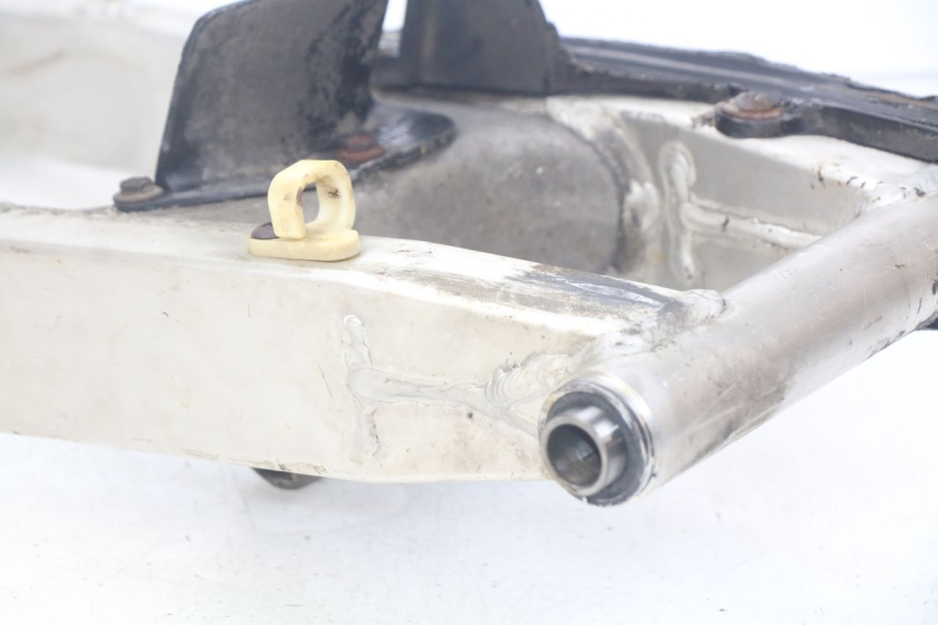 photo de SCHOMMELARM SUZUKI XF FREEWIND 650 (1997 - 2003) - Staat van het oppervlak